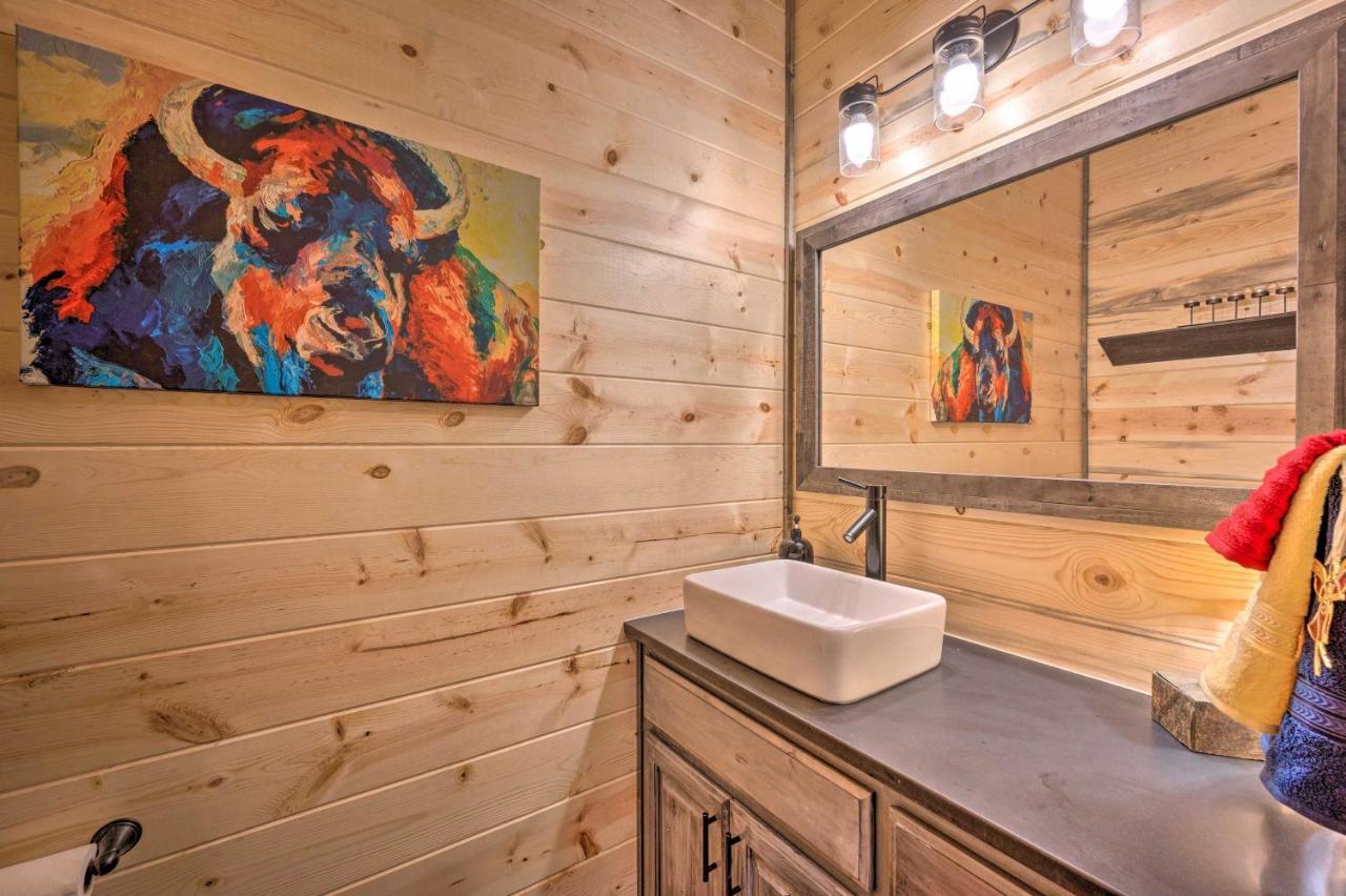 Luxury Cabin In The Woods With Hot Tub And Yard Games! بروكن بو المظهر الخارجي الصورة